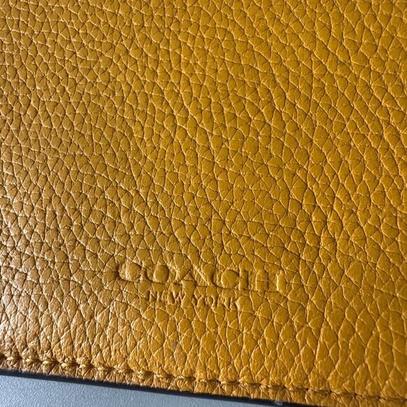 Coach Mustard Leather Long Card Holder/Wallet - Picture 4 of 14